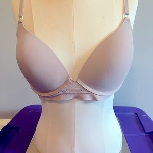 Beautiful lace trim bra